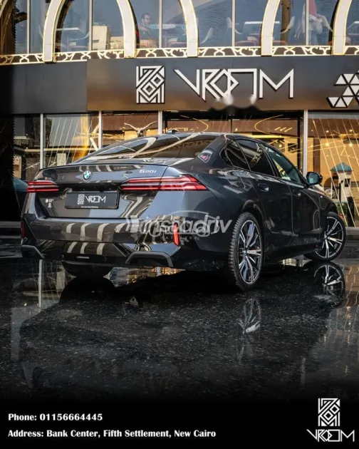 بي ام دبليو 520 2025 رمادي مستعملة للبيع - 3