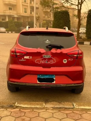 جاك S2 2025 أحمر مستعملة للبيع