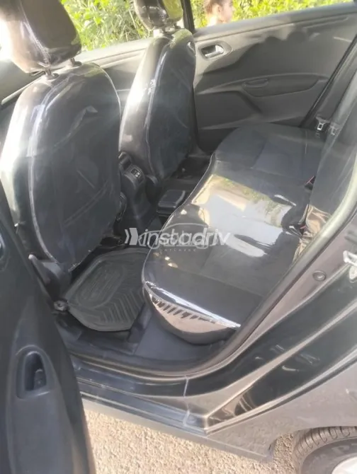 بيجو 301 2012 رمادي غامق مستعملة للبيع - 4