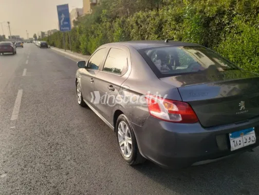 بيجو 301 2012 رمادي غامق مستعملة للبيع - 7