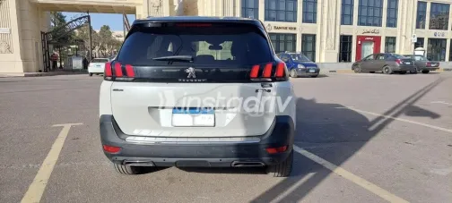Peugeot 5008 2020 White Used for Sale - 1