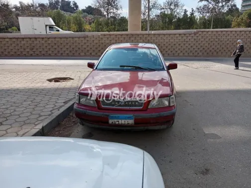 Volvo S40 2000 Red Used for Sale - 1
