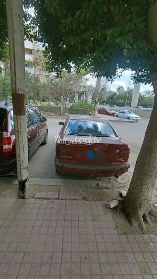 Volvo S40 2000 Red Used for Sale - 9