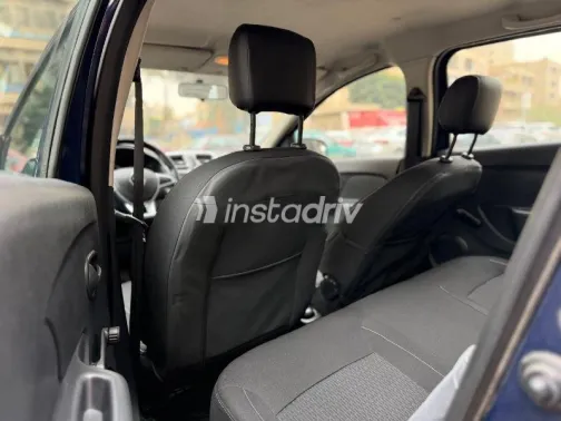 رينو لوجان 2020 أزرق غامق مستعملة للبيع - 7