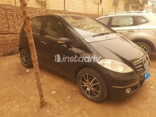 مرسيدس A 150 2005 أسود مستعملة للبيع - 2