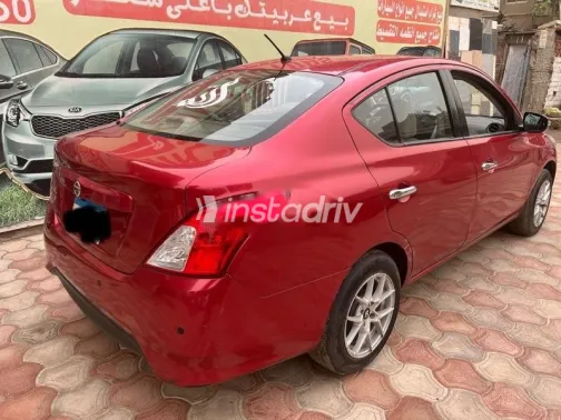 نيسان صنى 2018 أحمر مستعملة للبيع - 6