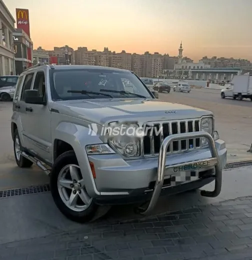 Jeep Cherokee 2009 Silver Used for Sale - 1