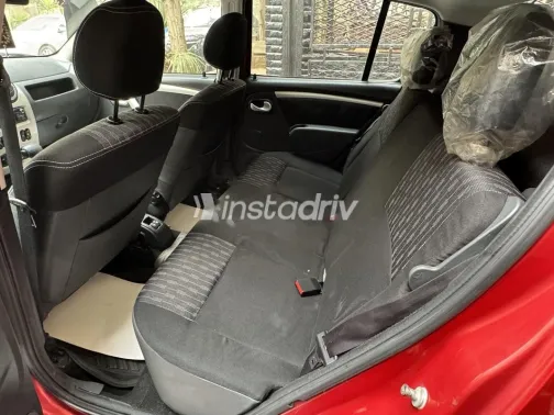 Renault Sandero 2013 Dark Red Used for Sale - 3