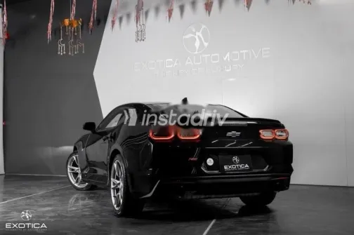 Chevrolet Camaro 2021 Black Used for Sale - 3