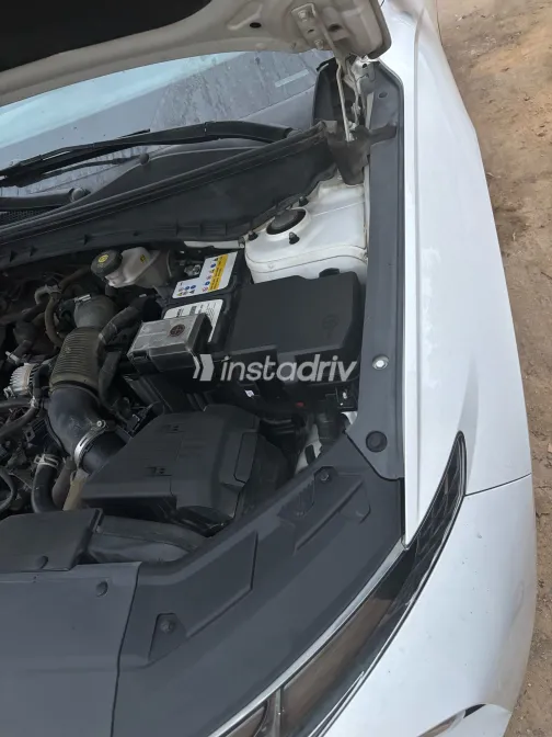 هيونداي توسان 2024 أبيض مستعملة للبيع - 2