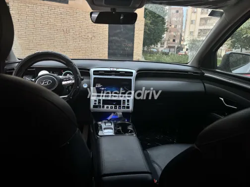 هيونداي توسان 2024 أبيض مستعملة للبيع - 4