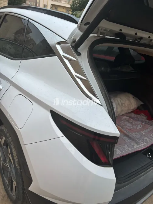 هيونداي توسان 2024 أبيض مستعملة للبيع - 5