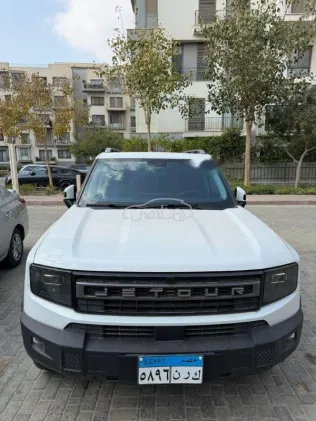 جيتور تى 1 2025 أبيض مستعملة للبيع