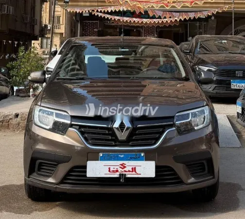 رينو لوجان 2021 بني مستعملة للبيع - 1