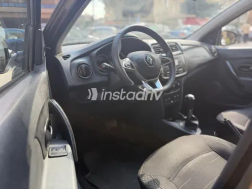 رينو لوجان 2021 بني مستعملة للبيع - 5