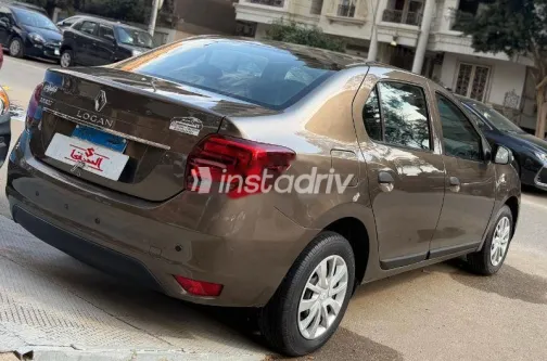 رينو لوجان 2021 بني مستعملة للبيع - 10