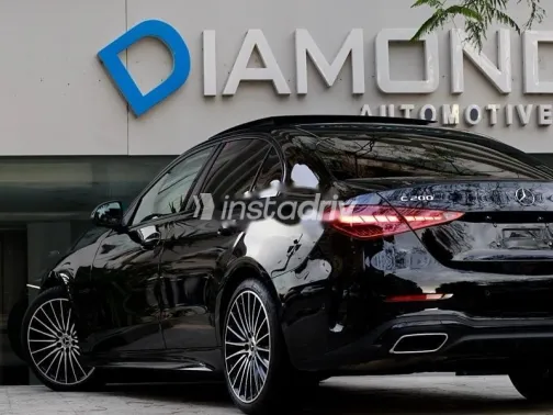 مرسيدس C 200 2023 أسود مستعملة للبيع - 10
