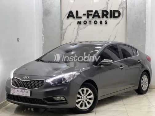 كيا K3 2013 بني مستعملة للبيع - 1