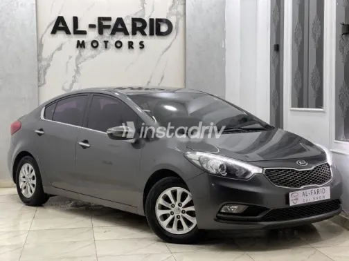 كيا K3 2013 بني مستعملة للبيع - 3