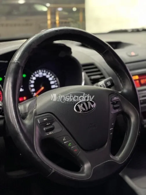 كيا K3 2013 بني مستعملة للبيع - 7