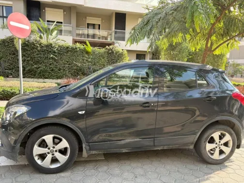 اوبل موكا 2016 أسود مستعملة للبيع - 2