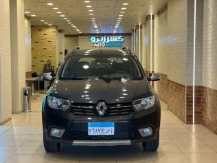 رينو سانديرو  ( ستيب  واى ) 2023 رمادي مستعملة للبيع