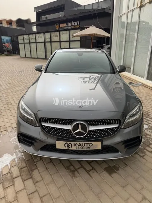 مرسيدس C 300 2020 رمادي مستعملة للبيع - 1