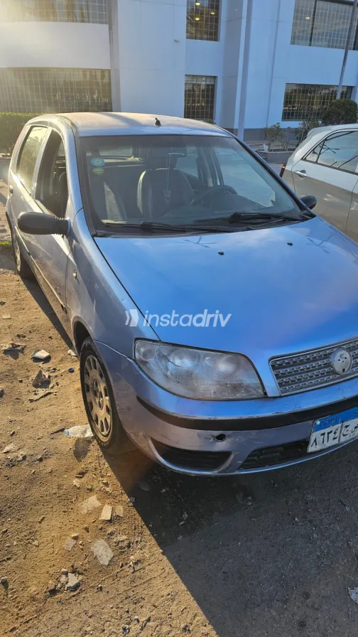 فيات بونتو 2009 أبيض مستعملة للبيع - 4