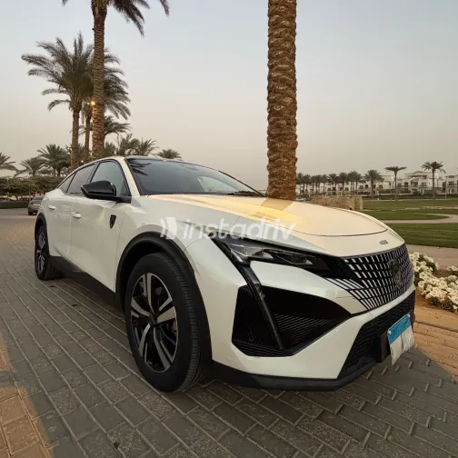 بيجو 408 2023 أبيض مستعملة للبيع - 1