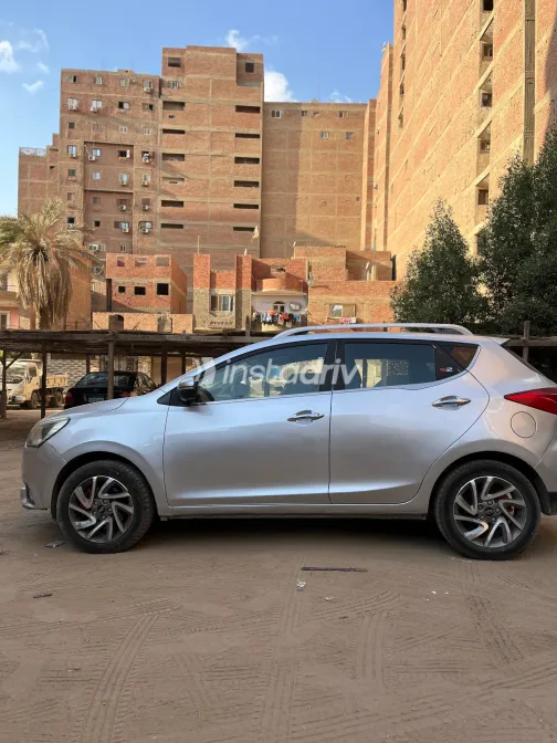 جاك S2 2018 أبيض مستعملة للبيع - 3