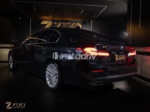 بي ام دبليو 520 2021 أسود مستعملة للبيع - 6