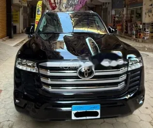 تويوتا لاند كروزر 2025 أسود مستعملة للبيع