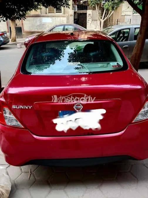 Nissan Sunny 2026 White Used for Sale - 1