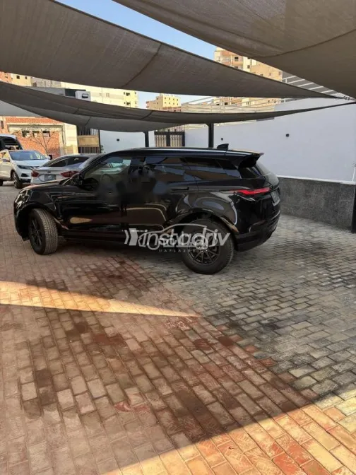 لاند روفر رنج روفر ايفوك 2021 أسود مستعملة للبيع - 9