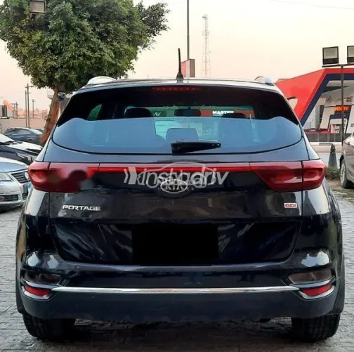 كيا سبورتاج 2020 أسود مستعملة للبيع - 3