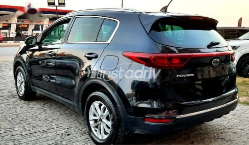 كيا سبورتاج 2020 أسود مستعملة للبيع - 5