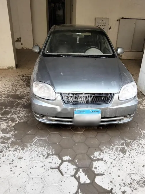 هيونداي فيرنا 2009 فضي مستعملة للبيع - 5