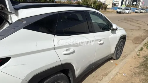 هيونداي توسان 2023 أبيض مستعملة للبيع - 10