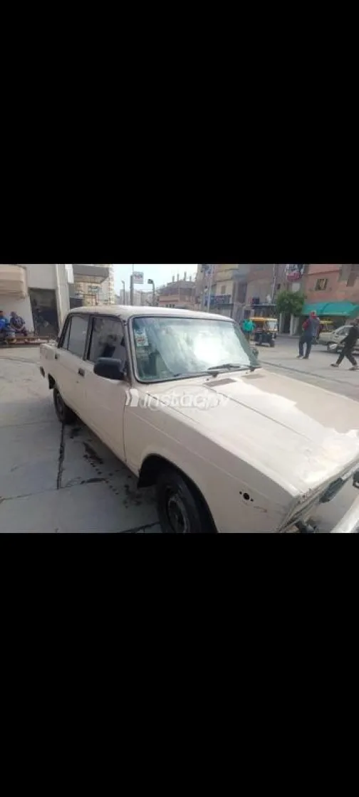 لادا 2105 1995 بيج مستعملة للبيع - 2