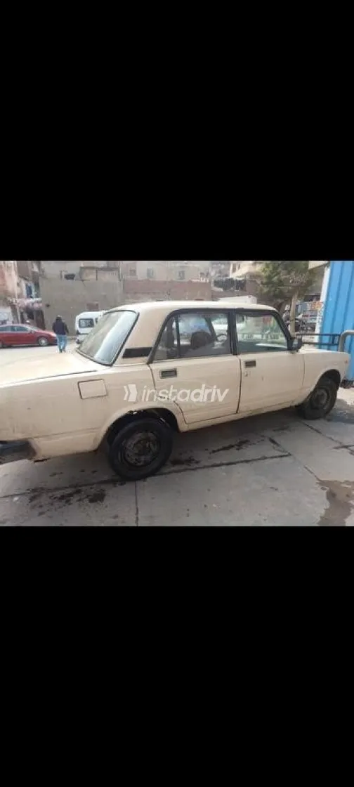 لادا 2105 1995 بيج مستعملة للبيع - 4