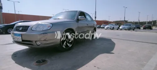 هيونداي فيرنا 2010 شامبين مستعملة للبيع - 4