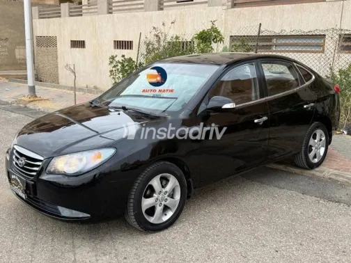 هيونداي افانتي 2010 أسود مستعملة للبيع - 7