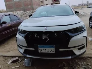 دى اس DS7 2022 أبيض مستعملة للبيع