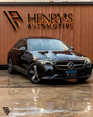 مرسيدس C 200 2023 أسود مستعملة للبيع