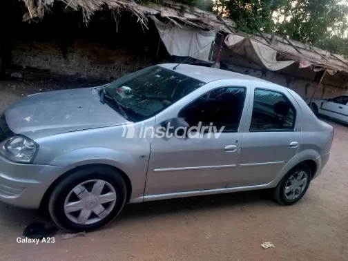 رينو لاجونا 2011 فضي مستعملة للبيع - 3