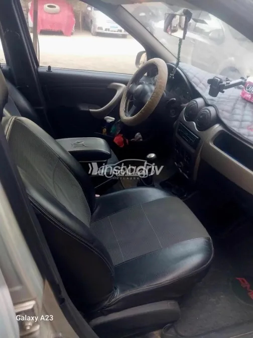 رينو لاجونا 2011 فضي مستعملة للبيع - 5