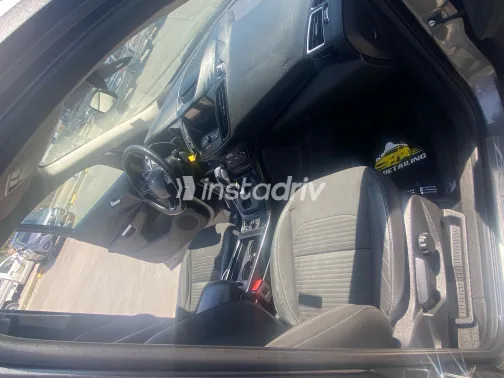 فورد كوجا 2019 أبيض مستعملة للبيع - 2