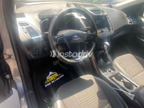 فورد كوجا 2019 أبيض مستعملة للبيع - 5