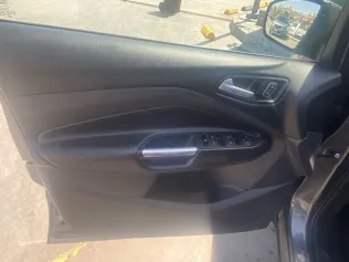 فورد كوجا 2019 أبيض مستعملة للبيع