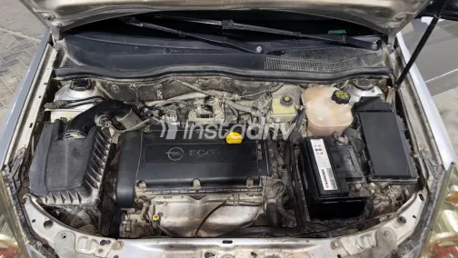 اوبل أسترا 2008 أبيض مستعملة للبيع - 3